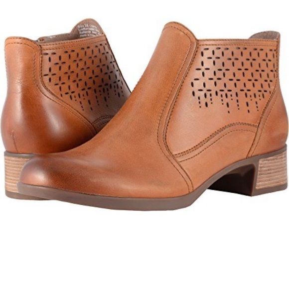 dansko women's liberty ankle bootie